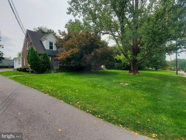 House for sale in Morgantown, Pennsylvania