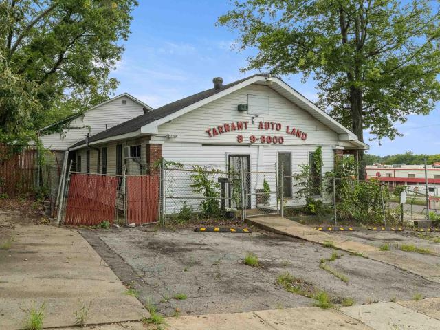 Commercial for sale in Birmingham, Alabama