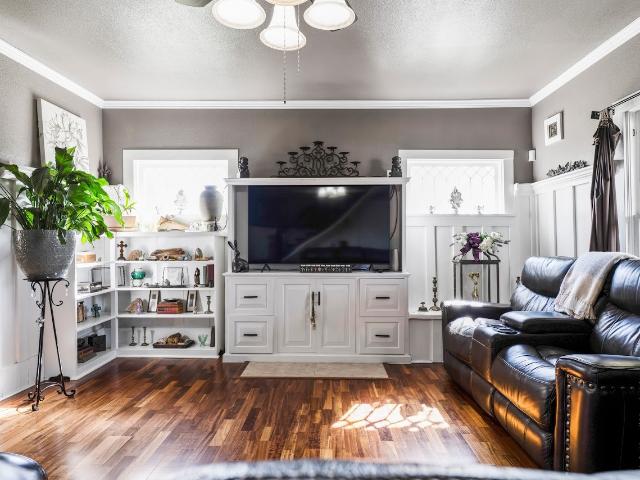 House for sale in Blessing, Texas