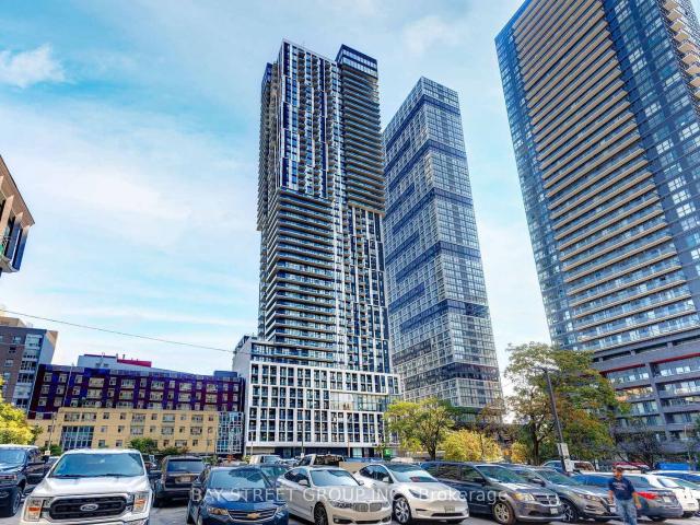 Condo for sale in Toronto Centre, Toronto