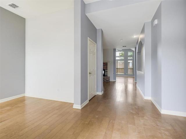 Property for rent in Plano