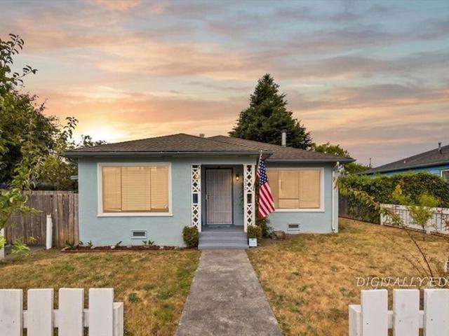 House for sale in Humboldt, California
