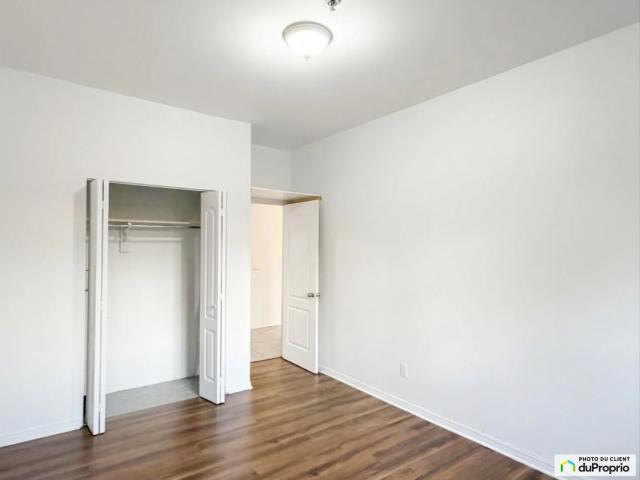 Apartment for rent in Saint-Lambert, Montérégie
