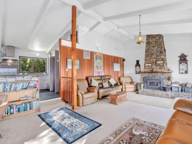 House for sale in Otakou