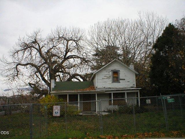 House for sale in Ashland, Jackson County