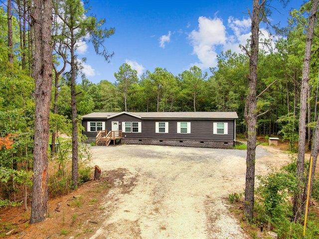 House for sale in Bonneau, South Carolina