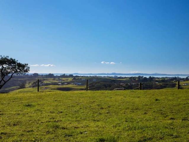 Property for sale in Awhitu