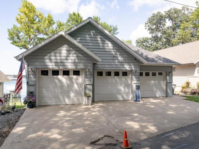 House for sale in Arnolds Park, Iowa