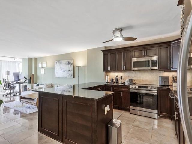 Condo for sale in Hudson, New Jersey