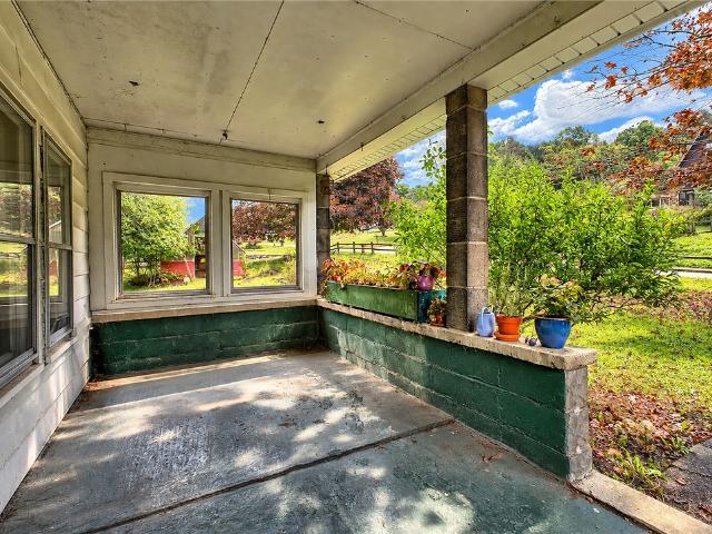 House for sale in Claypoole Heights, White Township