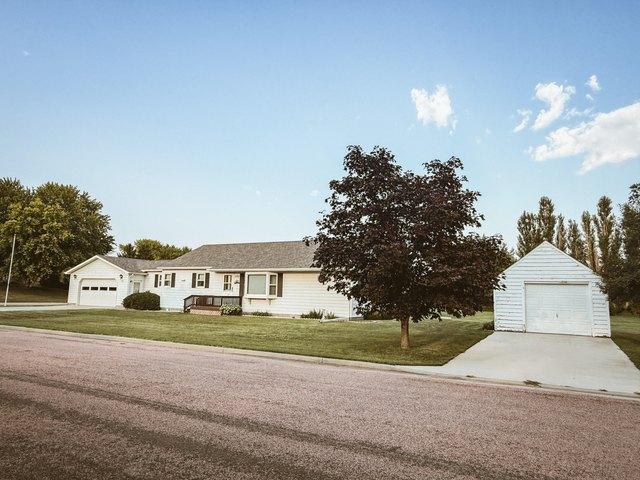House for sale in Corsica, South Dakota