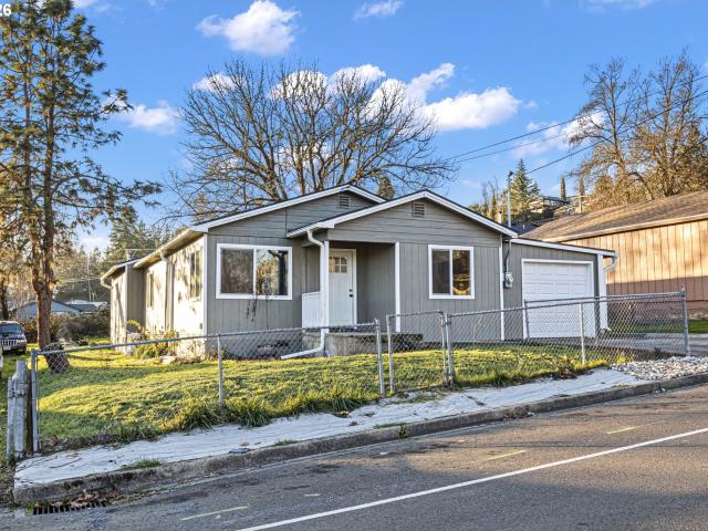 House for sale in Oregonia