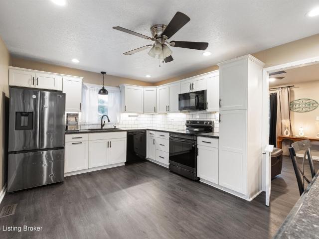 House for sale in Mount Washington, Kentucky