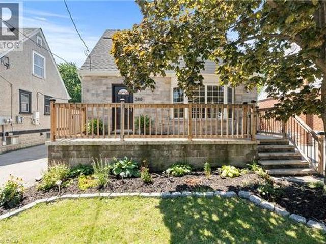House for sale in Ancaster, Ontario