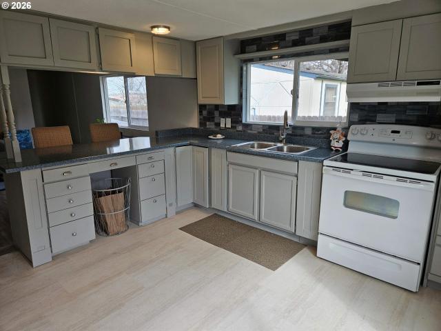 House for sale in Oregonia