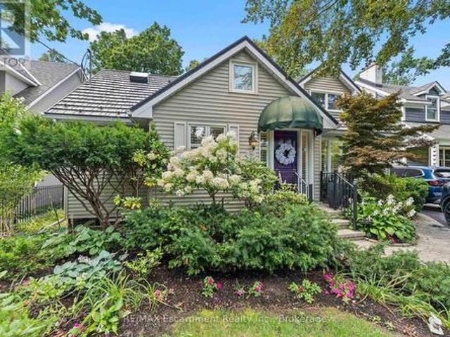 House for sale in Oakville, Ontario