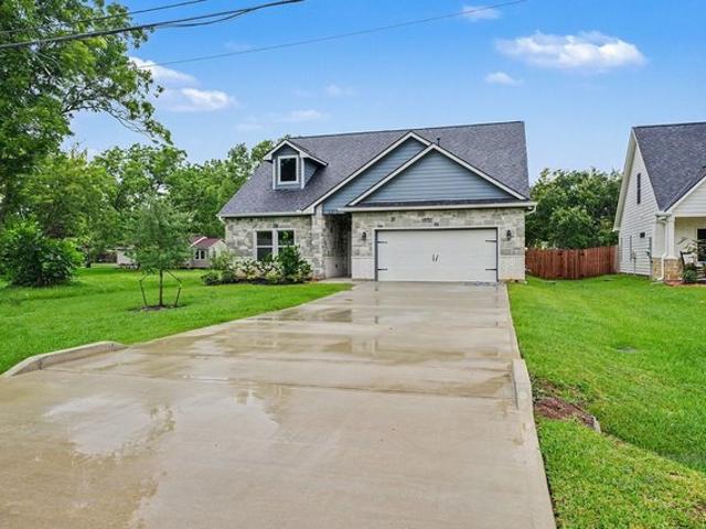House for sale in Santa Fe, Texas
