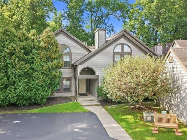 Condo for sale in Warren, Ohio
