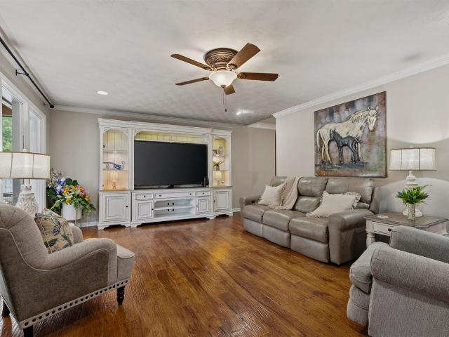 House for sale in Adolphus, Kentucky