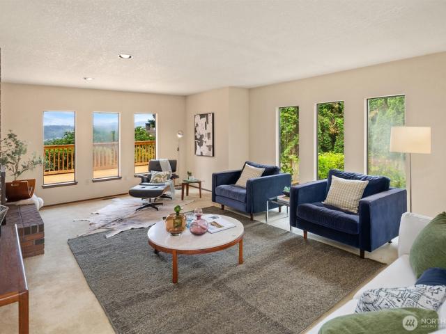 House for sale in Pacific, Washington