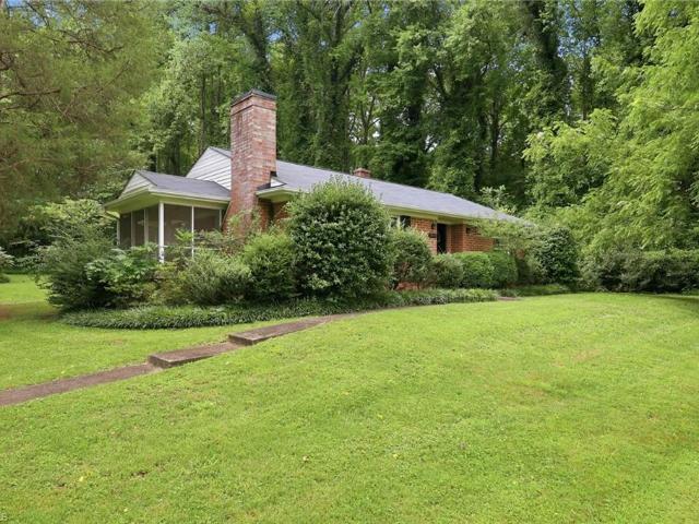 House for sale in Pfafftown, North Carolina