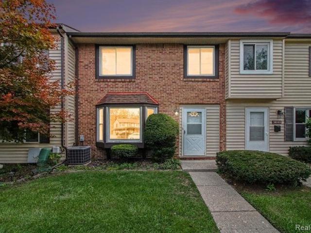 Townhouse for sale in Westland, Michigan