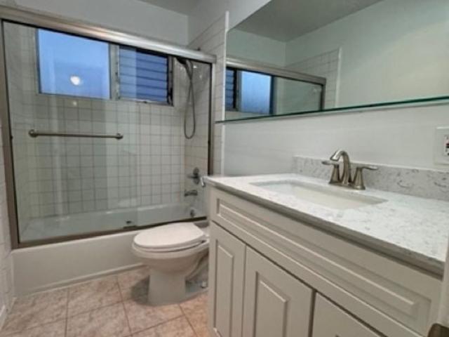 Apartment for rent in Canoga Park, California