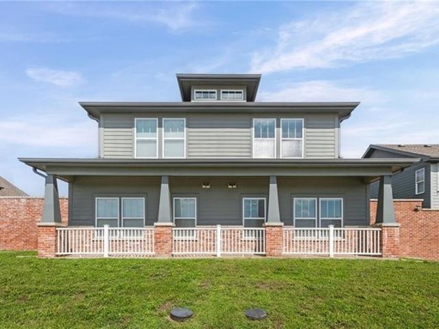 Townhouse for sale in Kansas City, Missouri