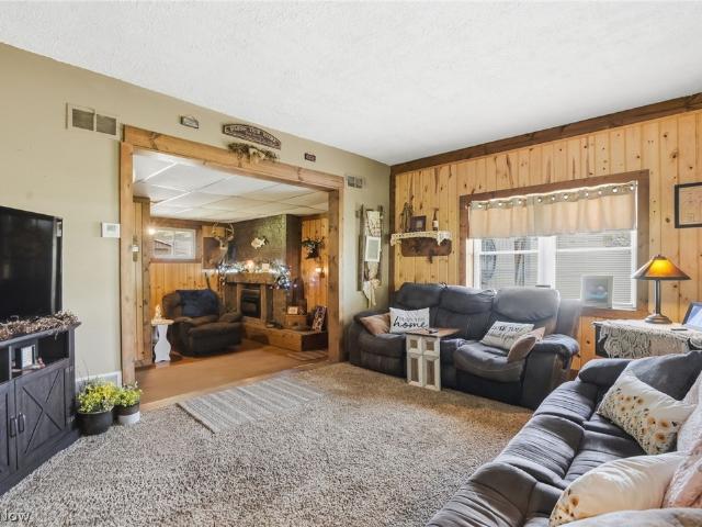 House for sale in Newcomerstown, Ohio