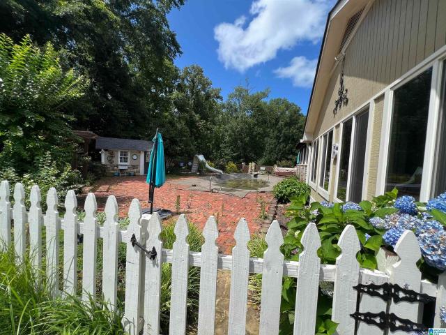 House for sale in Moody