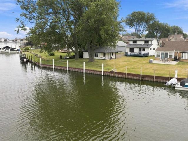 House for sale in Saint Clair Haven, Harrison Township