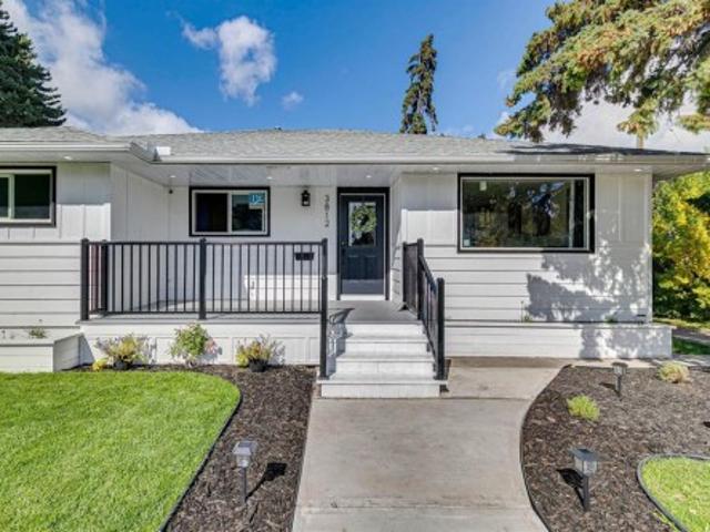 House for sale in Wildwood, Calgary