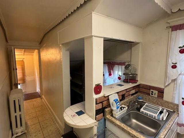 House for sale in Gibsonton, Maryland