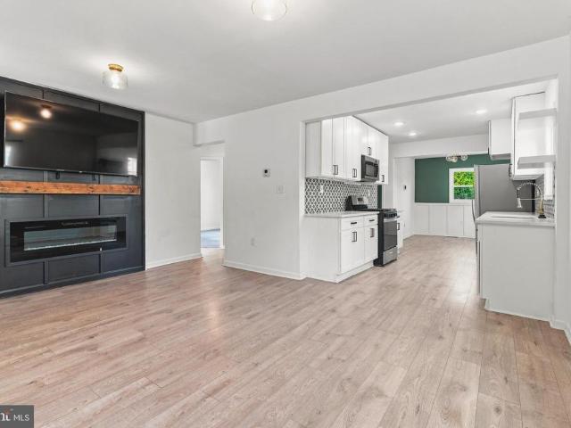House for sale in Gibsonton, Maryland