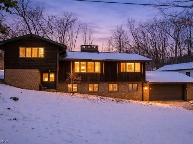 House for sale in Summit, Ohio