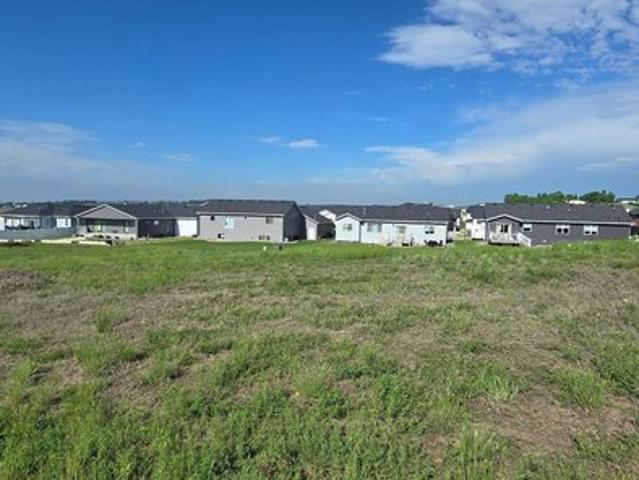 Land for sale in Bismarck, North Dakota
