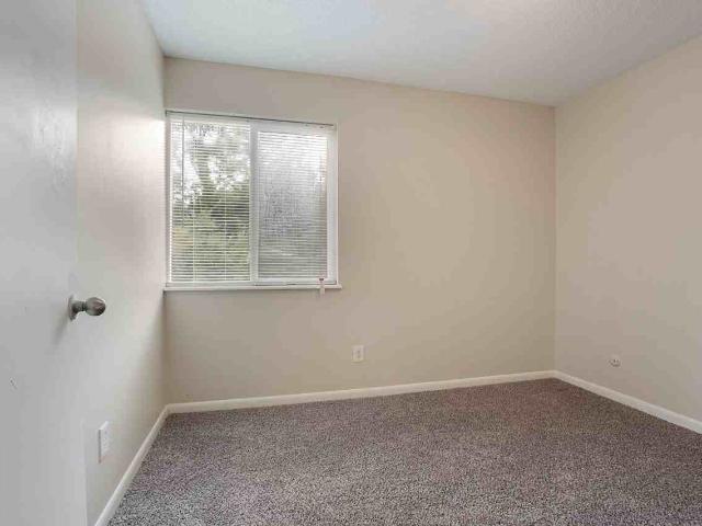 Apartment for rent in Grandview Park Manor, Grandview