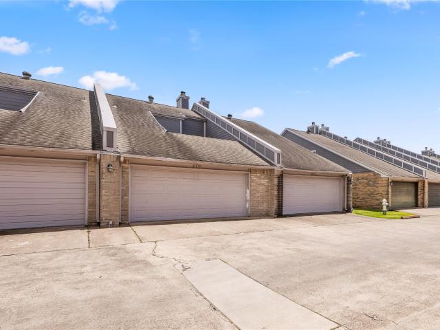 Condo for sale in Missouri City, Texas