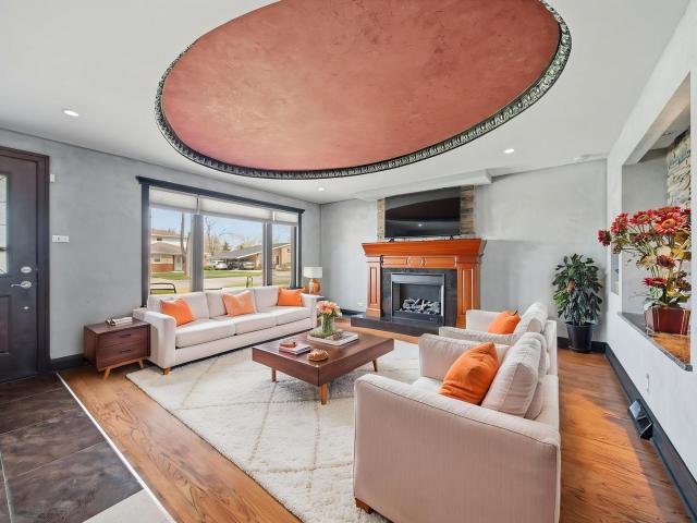 House for sale in Midlothian, Illinois