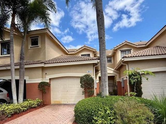 Townhouse for sale in Weston, Florida