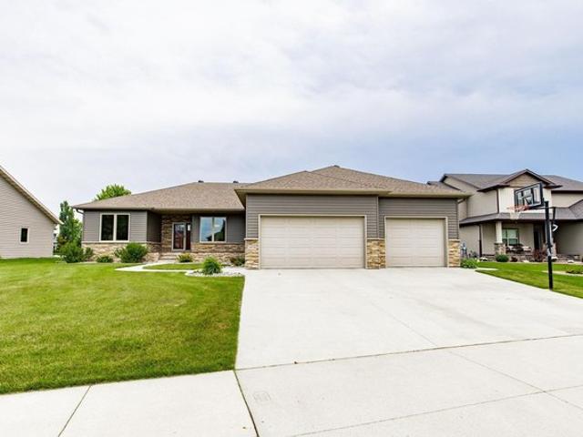 House for sale in Moorhead, Minnesota