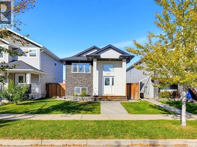 House for sale in Elk Point, Saskatoon