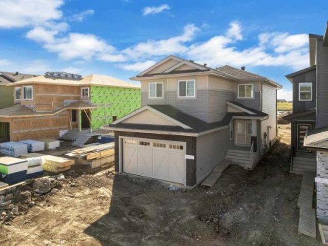 House for sale in Triomphe Estates, Beaumont