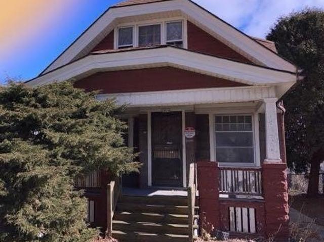 House for sale in Milwaukee, Wisconsin