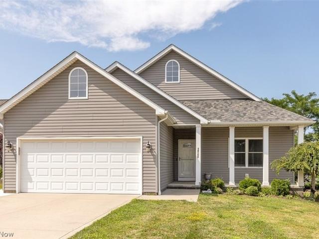 House for sale in Willoughby, Lake County