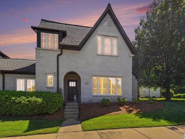 Townhouse for sale in Birmingham, Alabama
