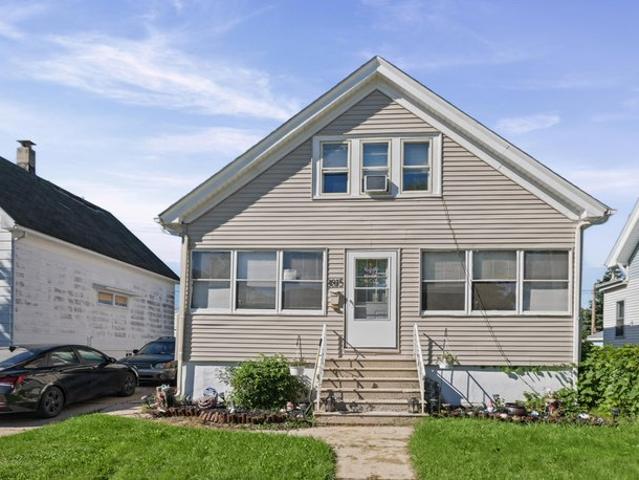 House for sale in Saint Francis, Milwaukee County