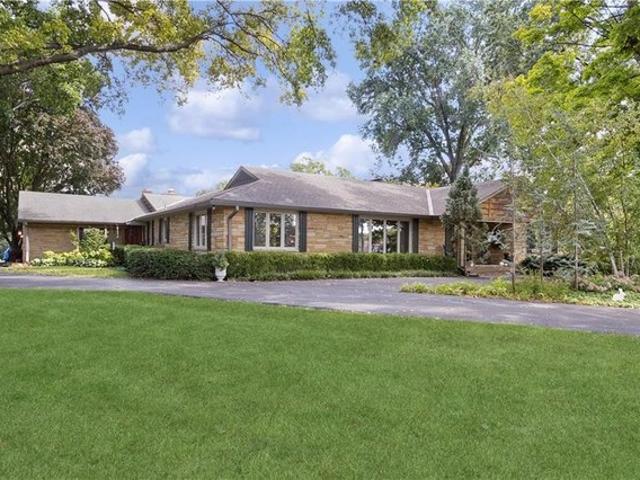 House for sale in Mission Hills, California