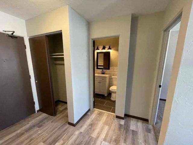 Apartment for rent in Hennepin, Minnesota
