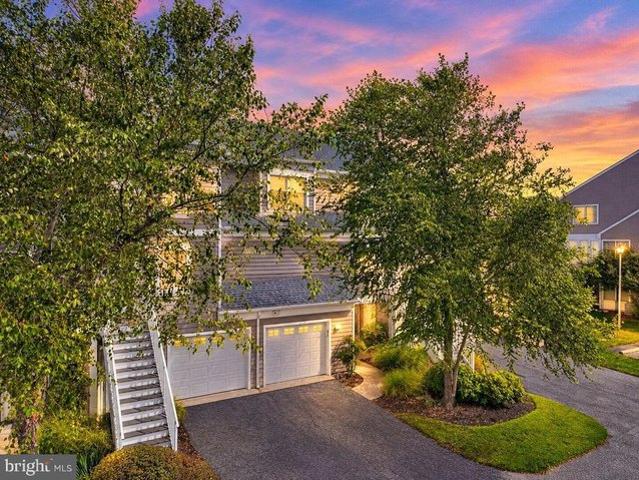 Townhouse for sale in Delaware